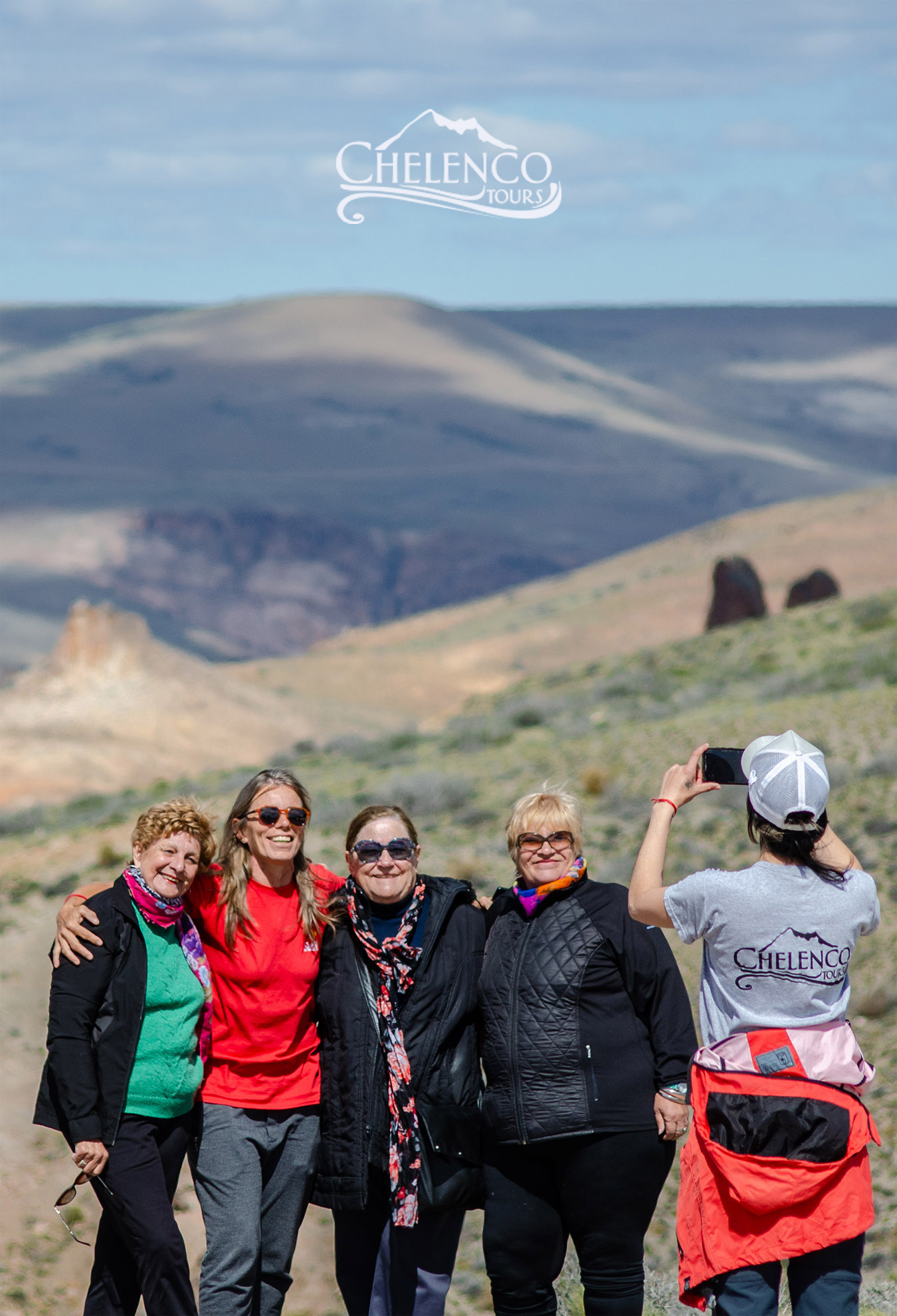 chelenco tours staff sacando fotos